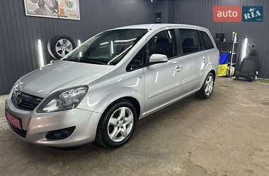 Мінівен Opel Zafira 2008 в Києві