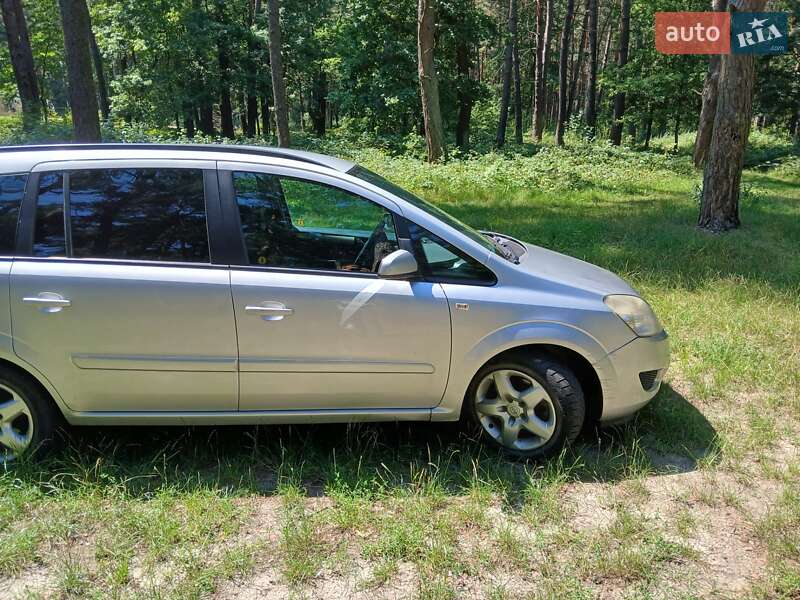 Мінівен Opel Zafira 2008 в Львові