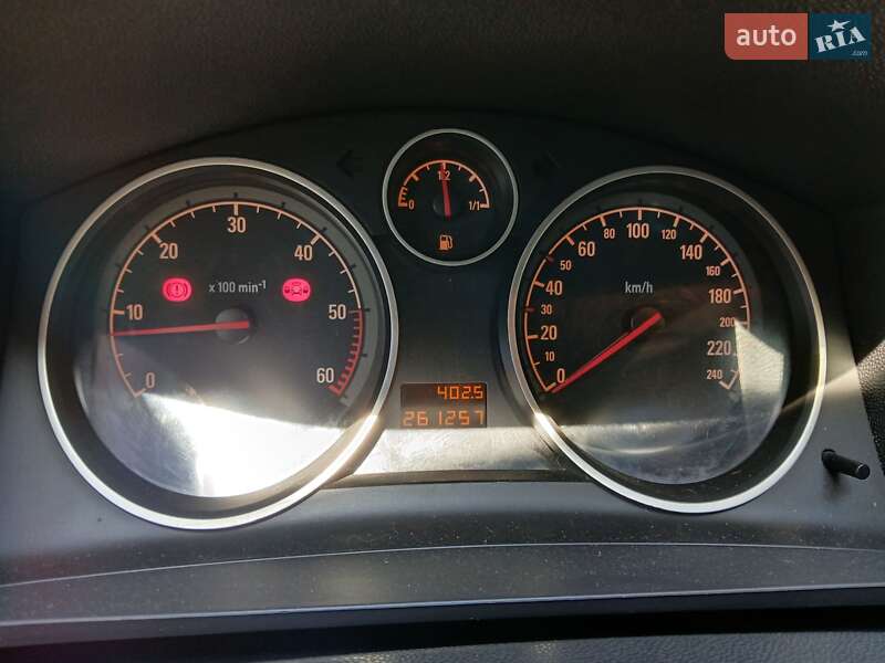 Мінівен Opel Zafira 2008 в Львові