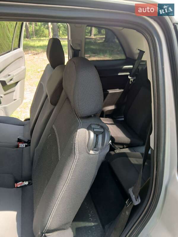 Мінівен Opel Zafira 2008 в Львові