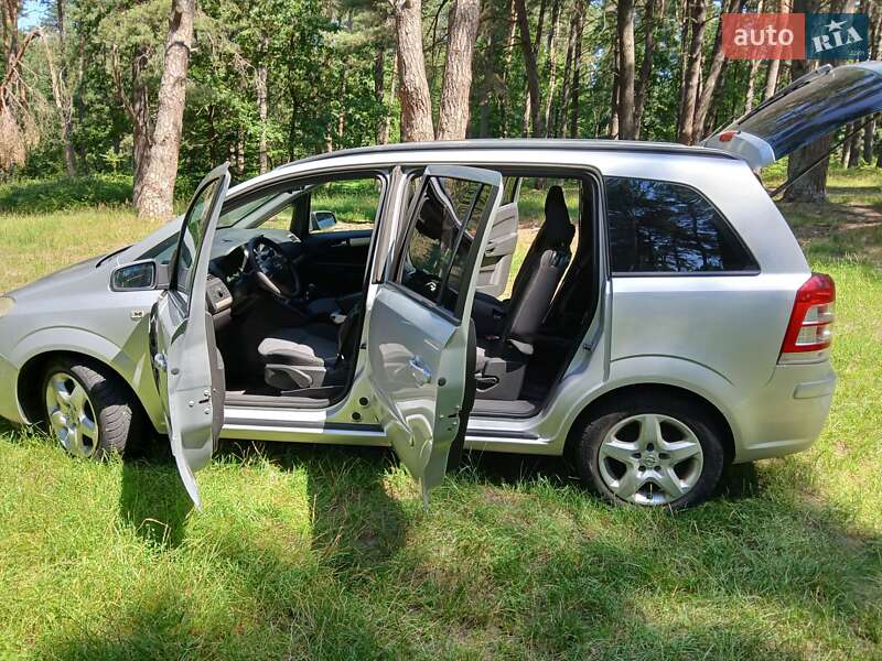 Мінівен Opel Zafira 2008 в Львові