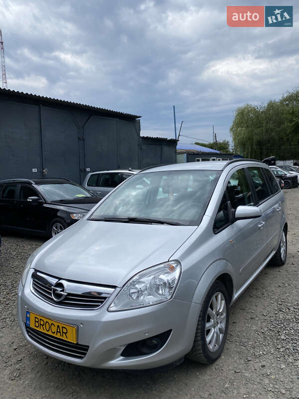 Opel Zafira 2008