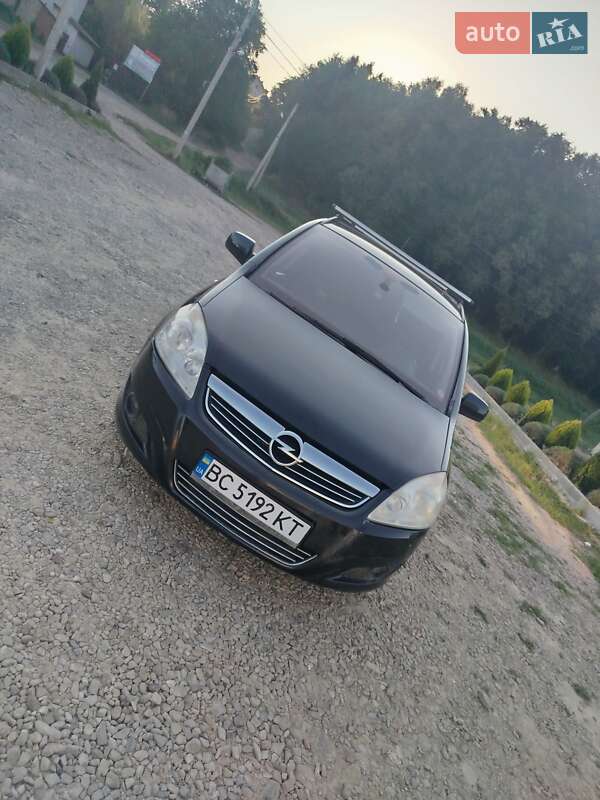 Opel Zafira 2010