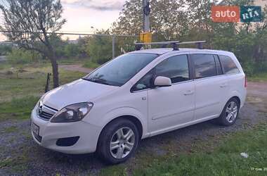 Мінівен Opel Zafira 2011 в Львові