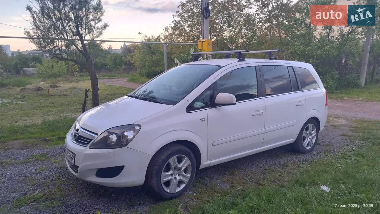 2011 Opel Zafira - мініатюра 26