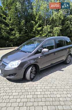 Мінівен Opel Zafira 2010 в Стрию