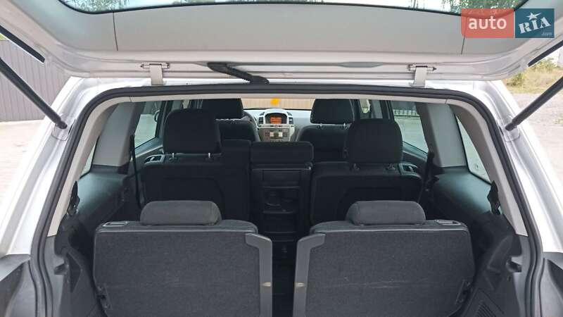 Мінівен Opel Zafira 2007 в Шишаках