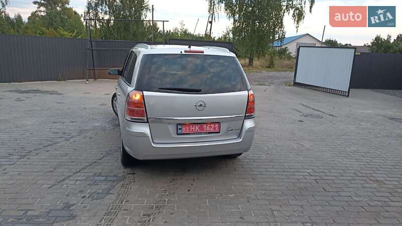 Мінівен Opel Zafira 2007 в Шишаках