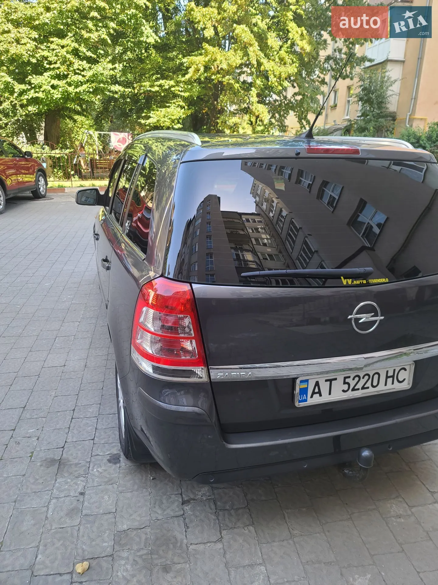 2010 Opel Zafira - мініатюра 10