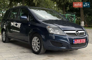 Минивэн Opel Zafira 2012 в Ивано-Франковске