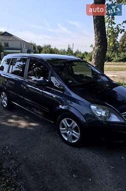 Минивэн Opel Zafira 2008 в Дубно