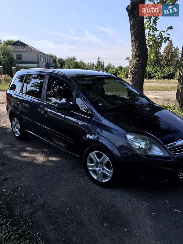 Opel Zafira 2008