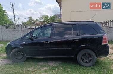 Минивэн Opel Zafira 2005 в Буске