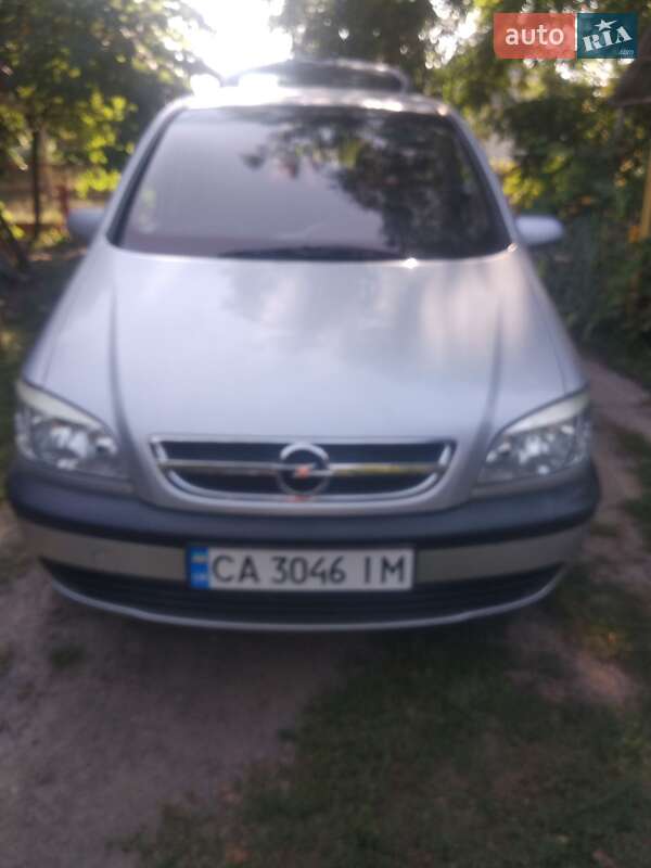 Opel Zafira 2003
