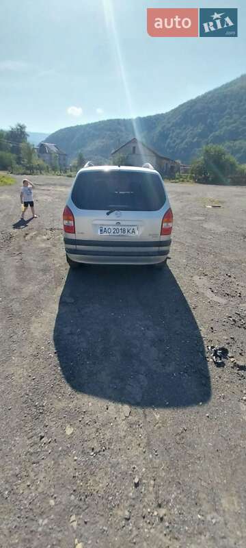 Минивэн Opel Zafira 2001 в Межгорье