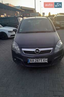 Минивэн Opel Zafira 2006 в Луцке