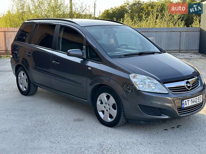 Минивэн Opel Zafira 2008 в Коломые
