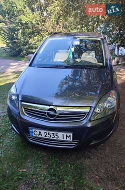 Минивэн Opel Zafira 2012 в Смеле