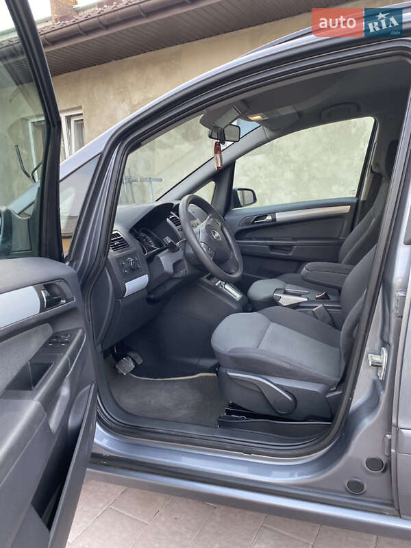 Мінівен Opel Zafira 2007 в Куликові