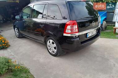 Минивэн Opel Zafira 2008 в 