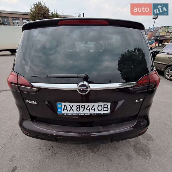 Минивэн Opel Zafira 2011 в Мерефа