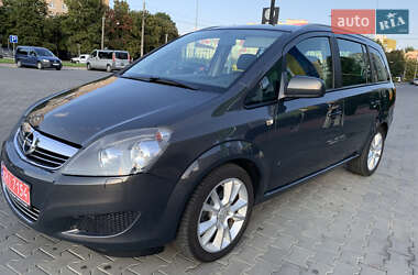 Минивэн Opel Zafira 2012 в 