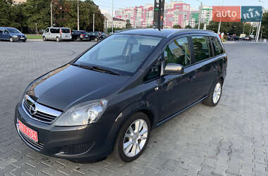 Минивэн Opel Zafira 2012 в 