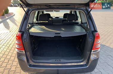 Минивэн Opel Zafira 2012 в 