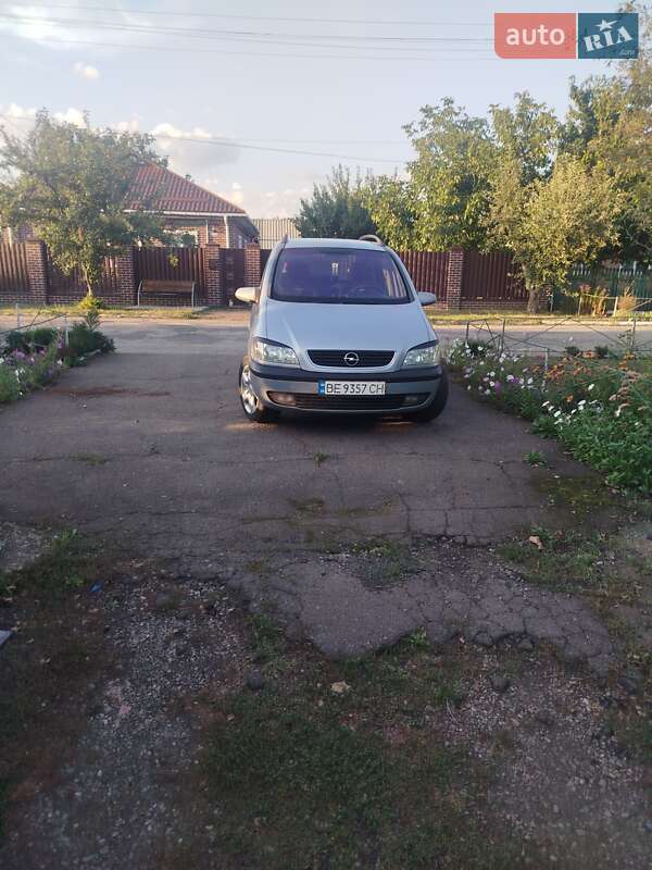 Мінівен Opel Zafira 2001 в Знам'янці фото 3 Мінівен Opel Zafira 2001 в Знам'янці