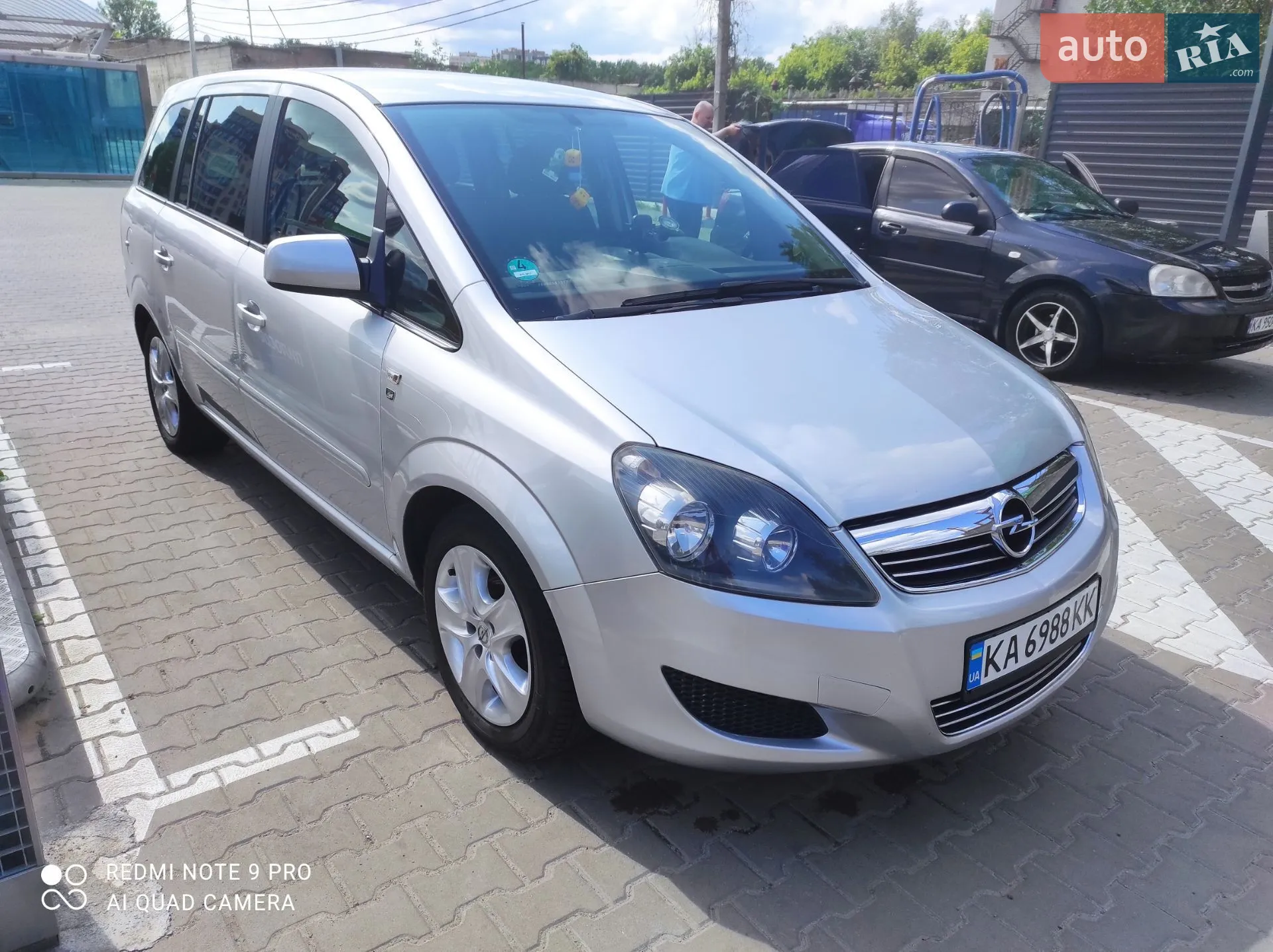 2010 Opel Zafira - мініатюра 12