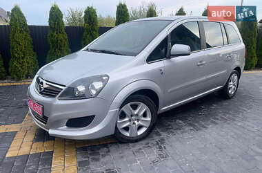 Мінівен Opel Zafira 2010 в Любомлі