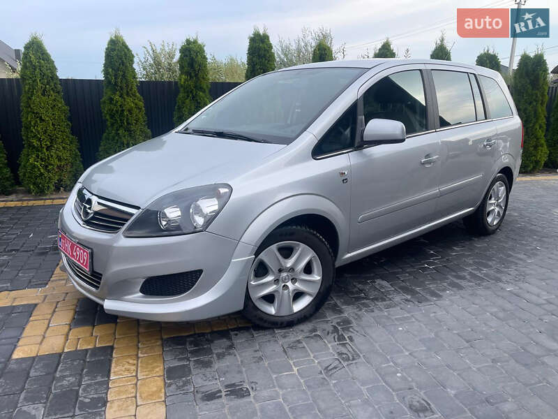 Opel Zafira 2010