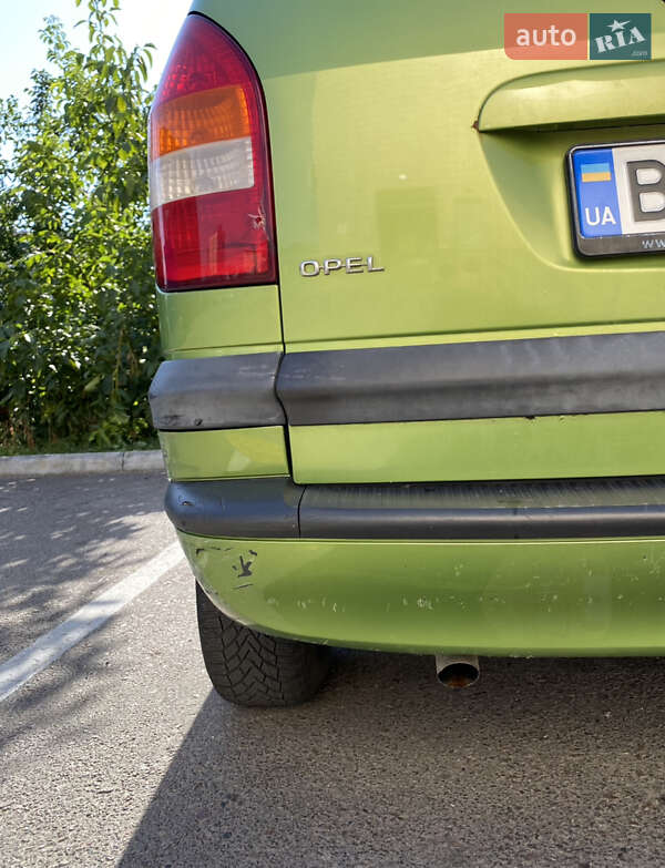 Минивэн Opel Zafira 2000 в Ровно