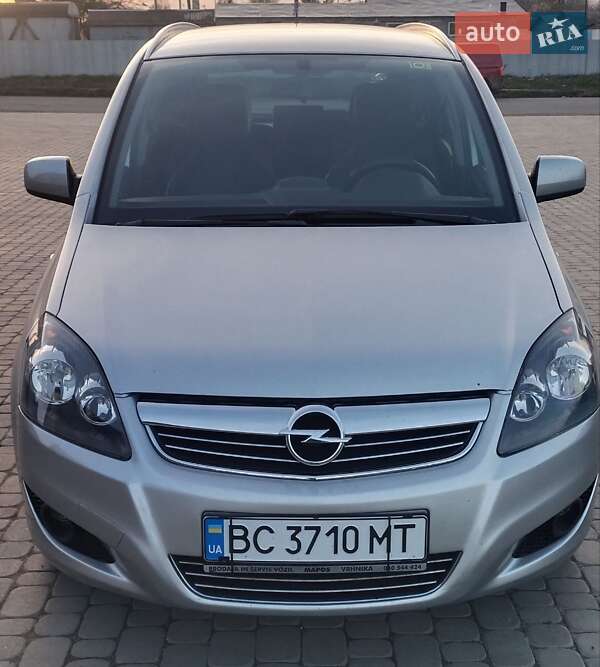 Минивэн Opel Zafira 2012 в Дрогобыче фото 3 Минивэн Opel Zafira 2012 в Дрогобыче