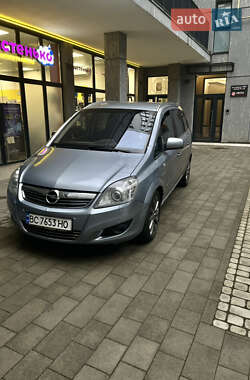 Минивэн Opel Zafira 2010 в Львове