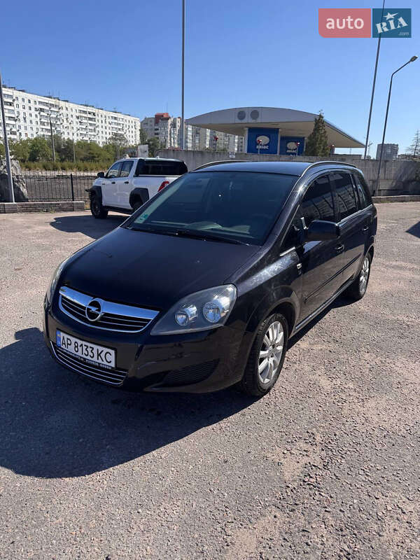 Минивэн Opel Zafira 2011 в Запорожье фото 2 Минивэн Opel Zafira 2011 в Запорожье