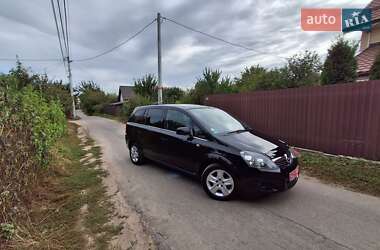Минивэн Opel Zafira 2011 в Виннице