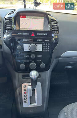 Минивэн Opel Zafira 2009 в 