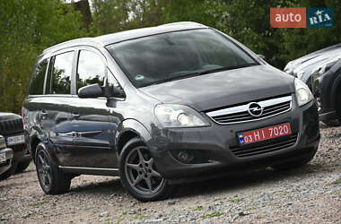 Минивэн Opel Zafira 2009 в Бердичеве