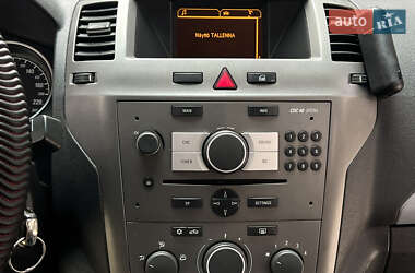 Минивэн Opel Zafira 2006 в 