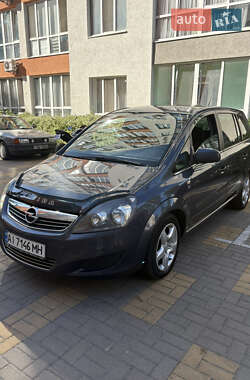 Opel Zafira 2010