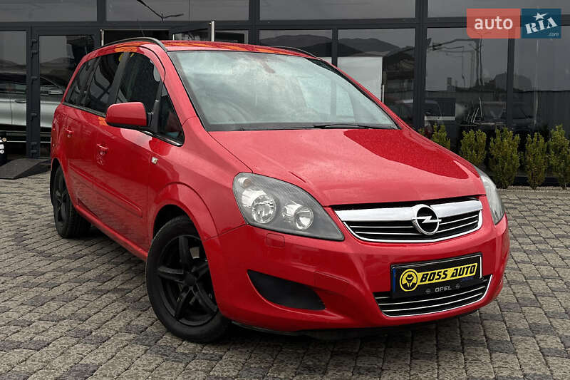 Opel Zafira 2011