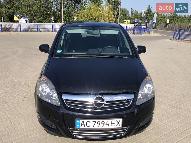 Минивэн Opel Zafira 2010 в Ковеле