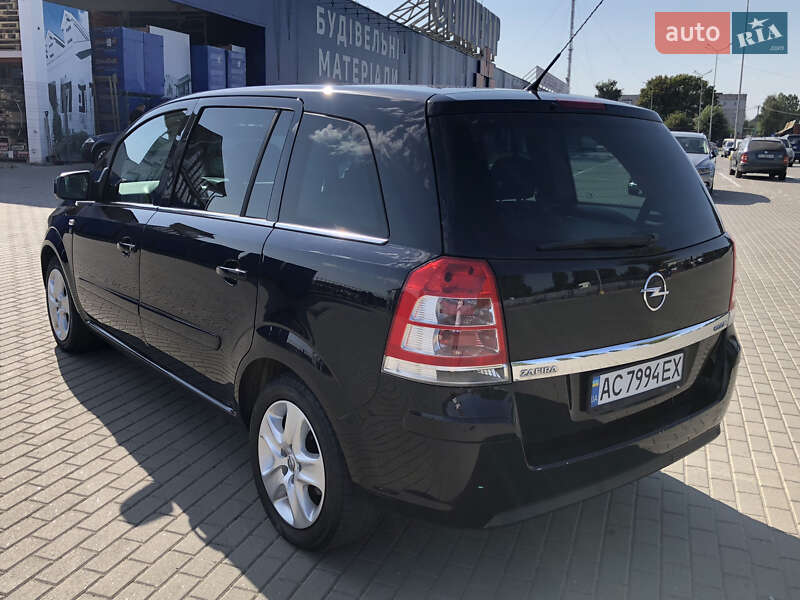 Минивэн Opel Zafira 2010 в Ковеле
