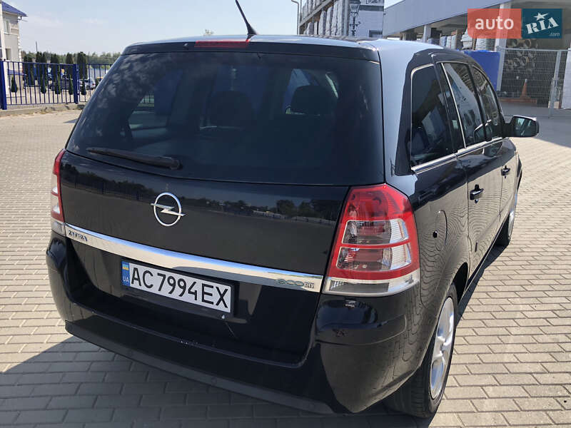 Минивэн Opel Zafira 2010 в Ковеле