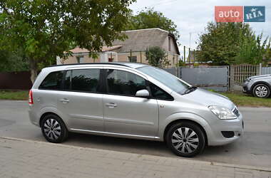 Минивэн Opel Zafira 2009 в 