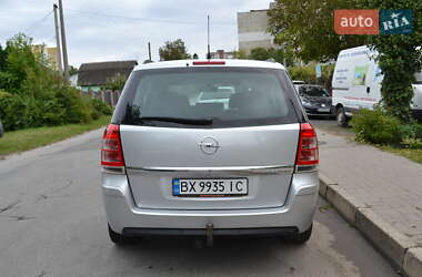 Минивэн Opel Zafira 2009 в 