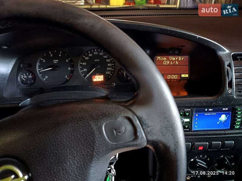 Минивэн Opel Zafira 2000 в Днепре