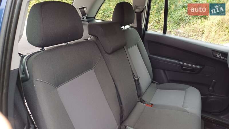 Мінівен Opel Zafira 2008 в Звягелі