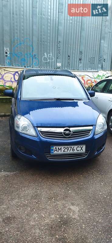 Мінівен Opel Zafira 2009 в Житомирі